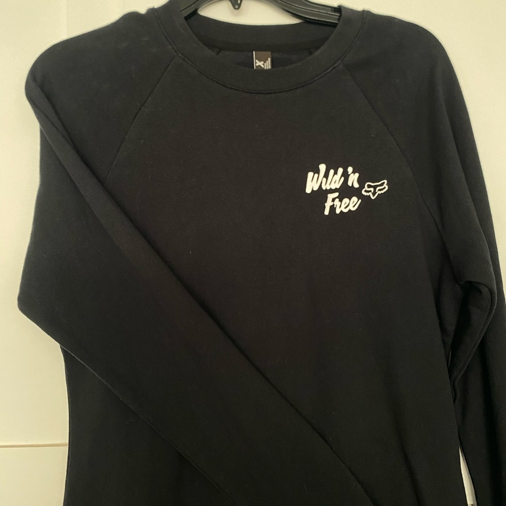 Fox women’s crewneck